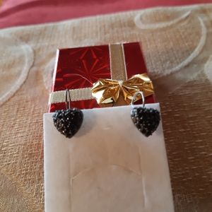 Fashion Black Earrings